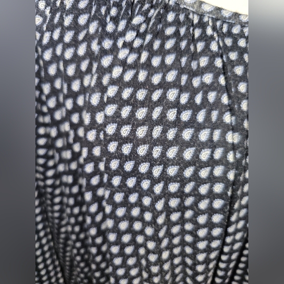 Michael Kors 100% Viscose Casual Scoop Neck Blouse Print top Micro Paisley XL - Picture 3 of 11